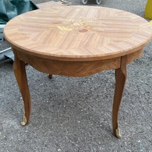 ART 730 Table d'appoint marquetée sablée