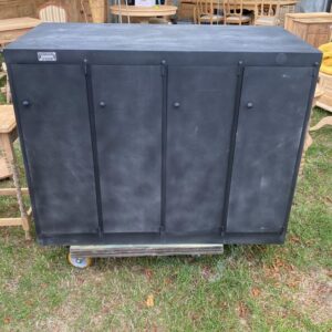 ART 774 Armoire métallique