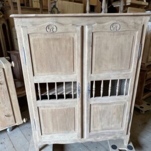 ART 914 Meuble chêne sablé