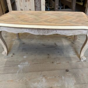 ART 981 Table basse marquetée sablée