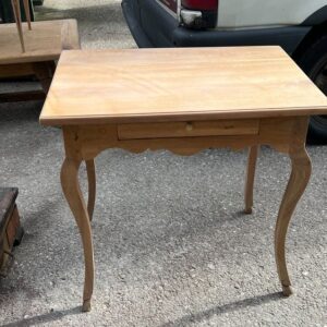 ART 985 Table d'appoint sablée