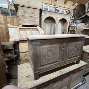 ART 1005 Bahut Thierrens sablée