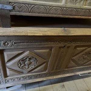 ART 1019 Bahut sablé