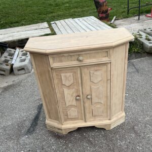 ART 1056-F Petit meuble sablé