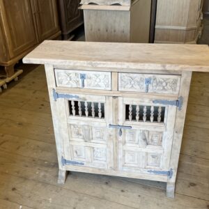 ART 1064-F Meuble espagnol sablé