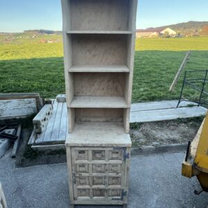 ART 1072-F Meuble espagnol sablé