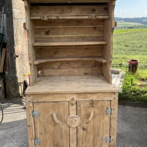 ART 1091-H Buffet sapin sablé