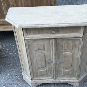 ART 1111-H Petit meuble sablé